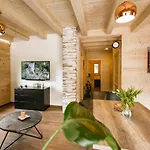 49 Nesselgraben - Aus Holz Копль