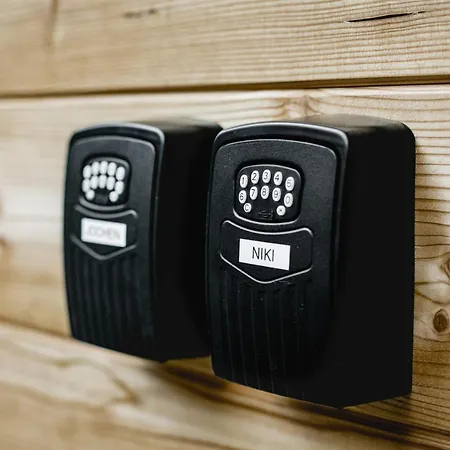 49 Nesselgraben - Aus Holz *