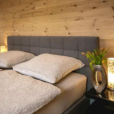 49 Nesselgraben - Aus Holz * Koppl