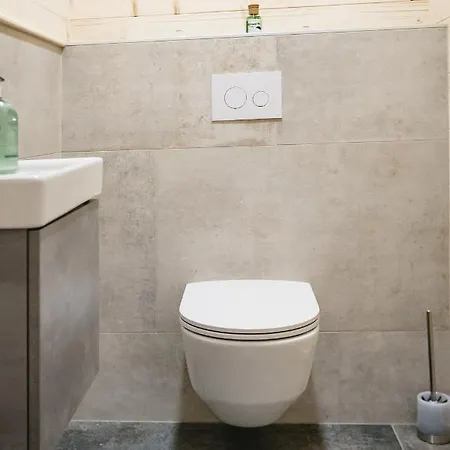 49 Nesselgraben - Aus Holz Apartman *