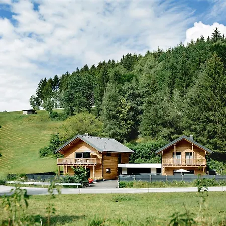 49 Nesselgraben - Aus Holz
